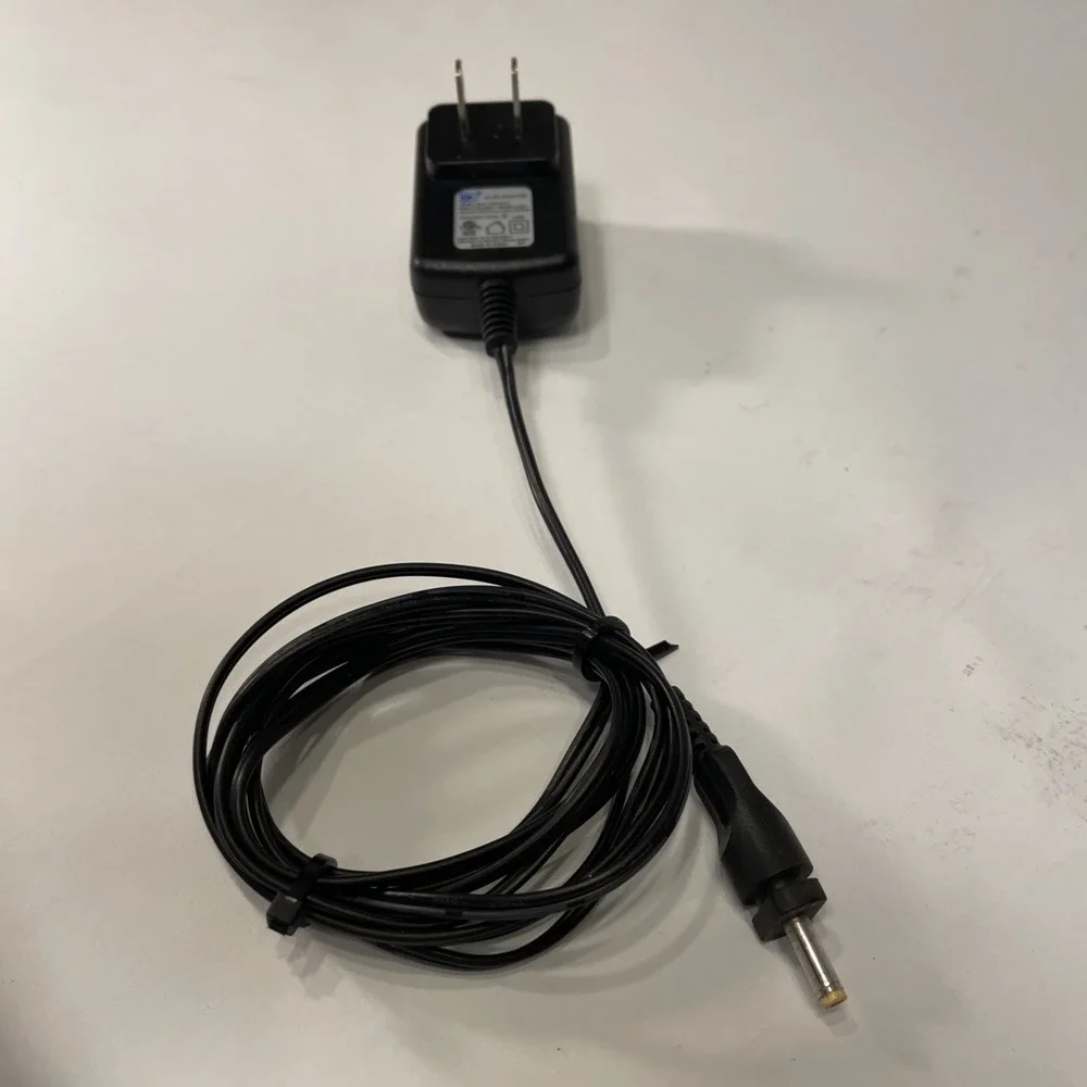 OEM Shark AC-DC Adapter Model DK12-133075A-U 13.3V .75A
